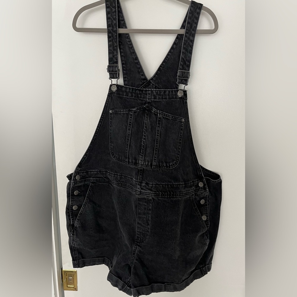 Short overall bundle